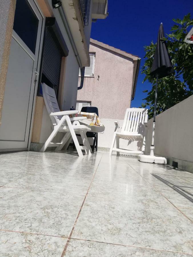 Apartmani Kovacic Murter Zewnętrze zdjęcie