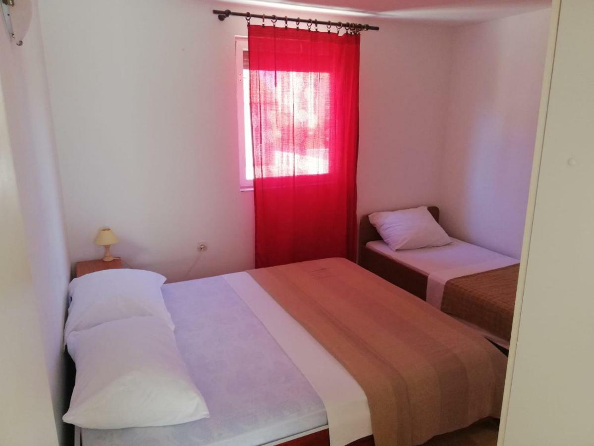Apartmani Kovacic Murter Zewnętrze zdjęcie